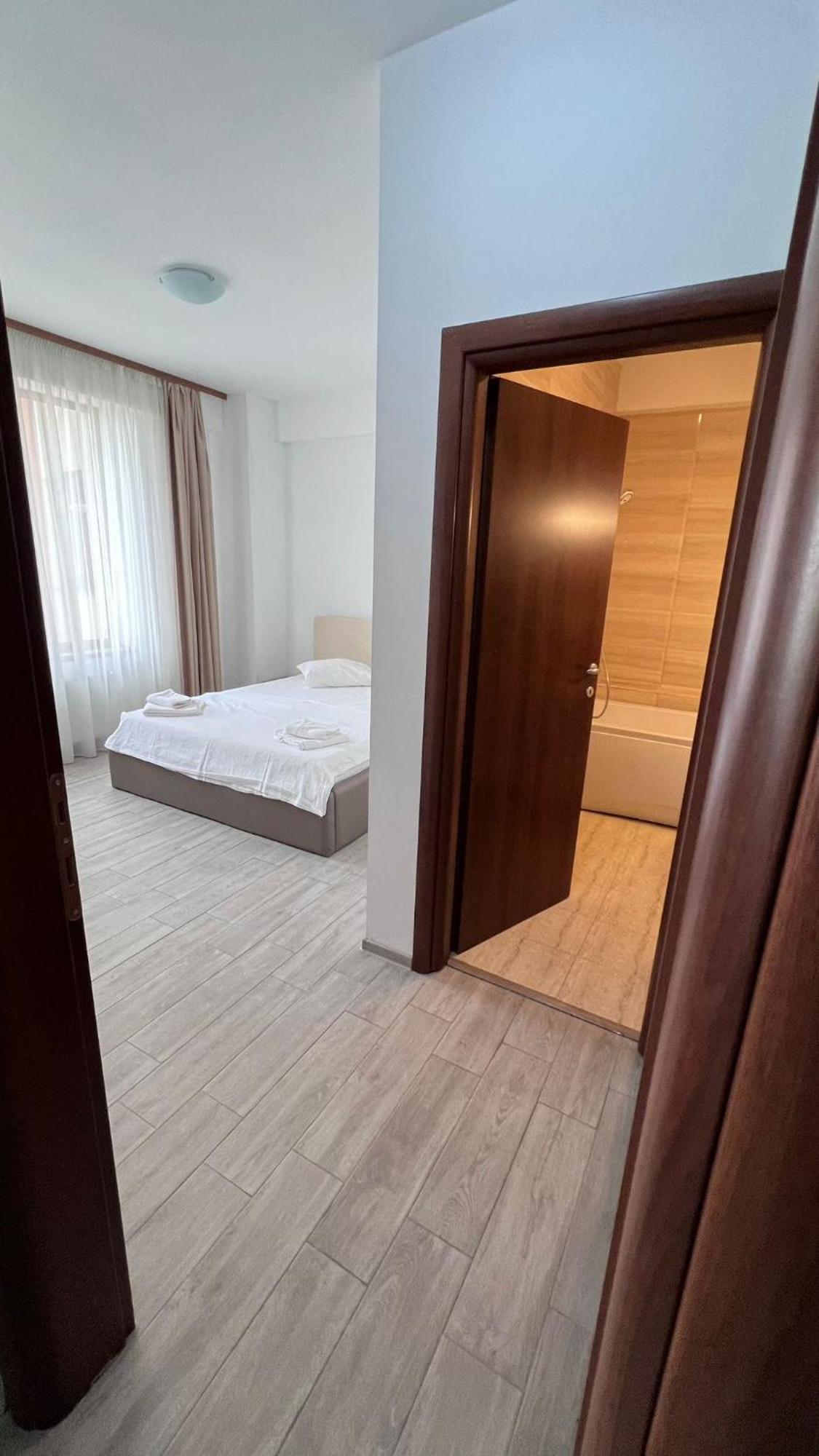Summerland Apartmants Mamaia Nord Daire Dış mekan fotoğraf